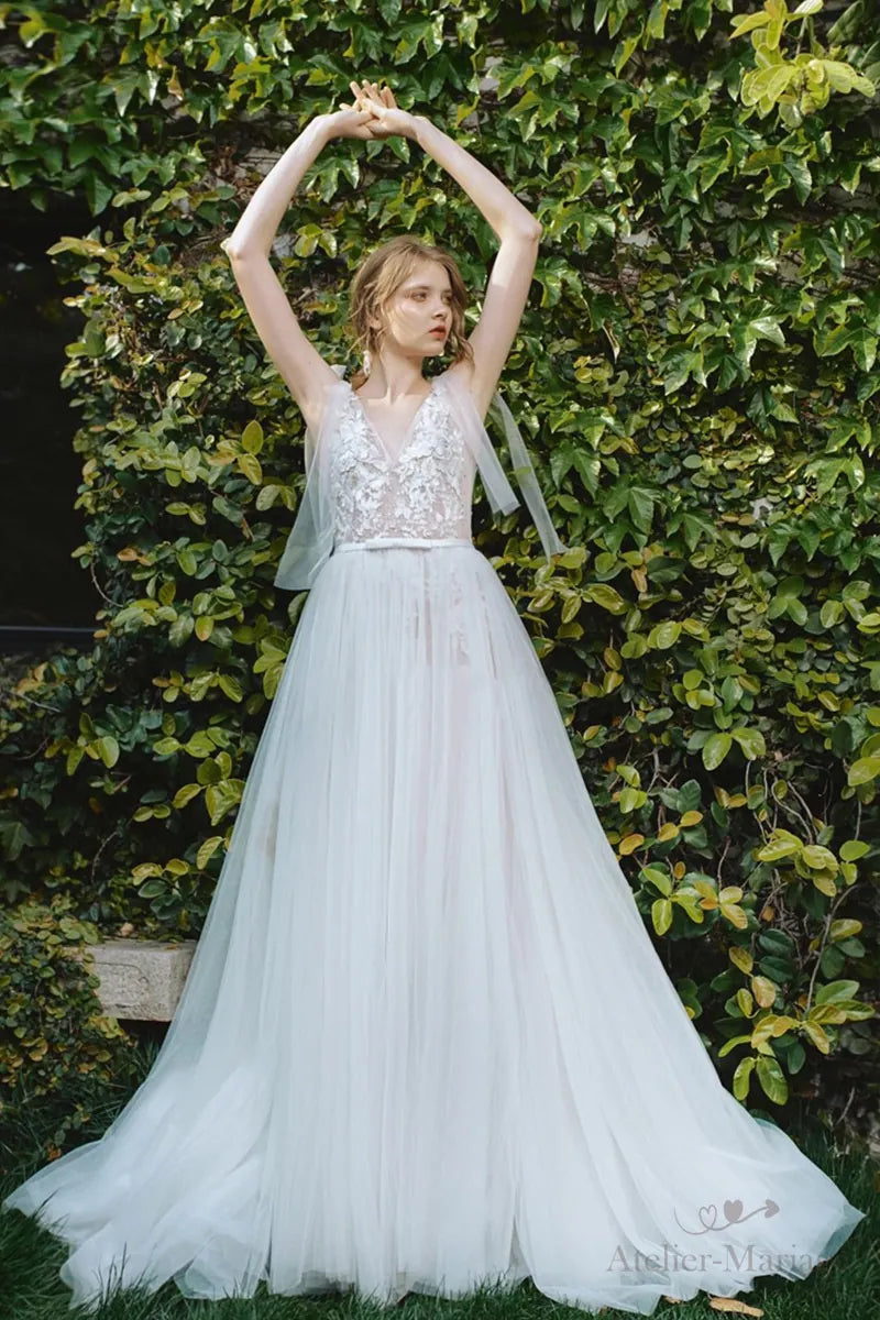 Bohemian Rustic Wedding Dress with Cape Sleeves and Open Back | Made to  Measure  Atelier-Mariage.fr