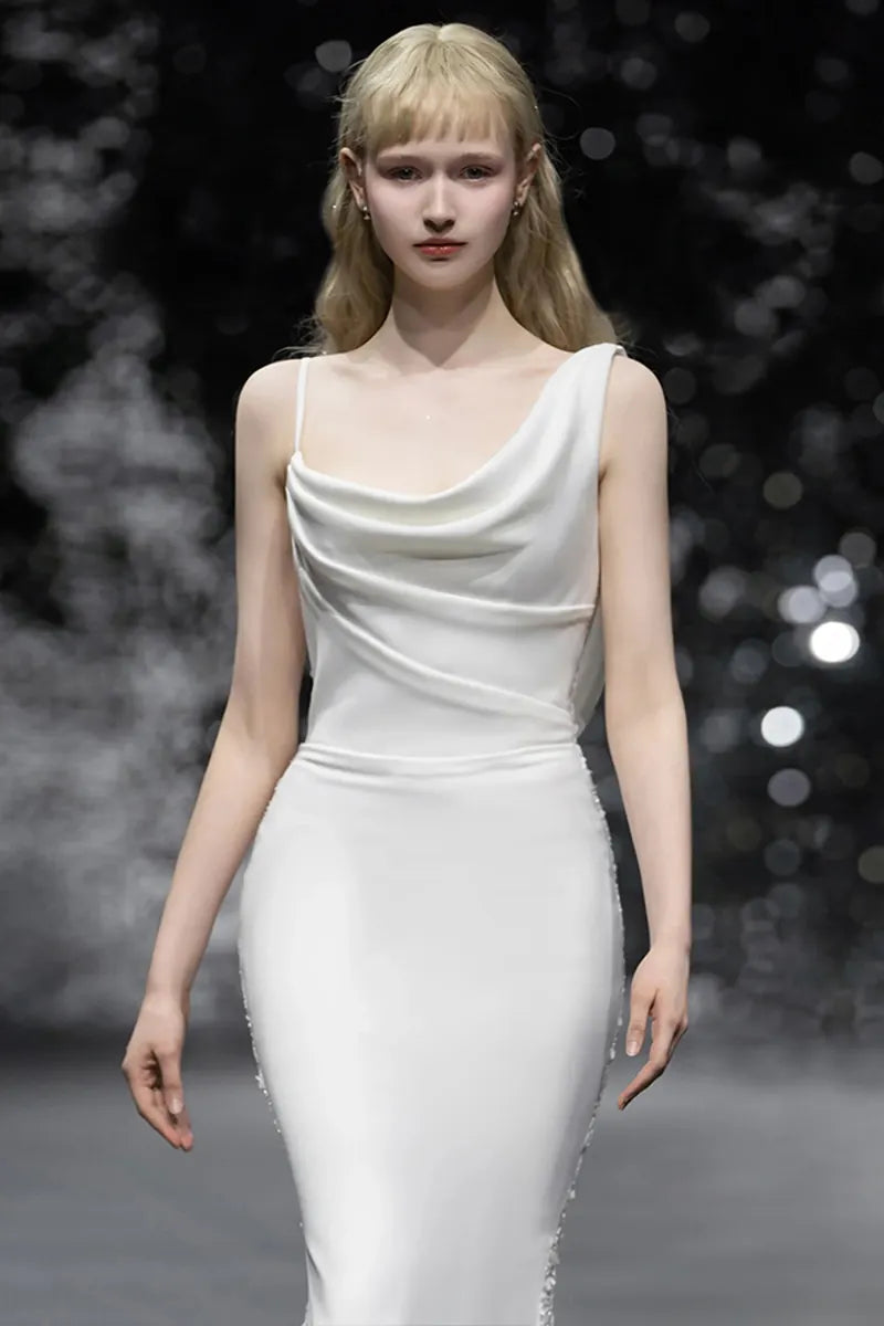 Robe Fluide Mariée avec Traîne Paillette Col Drapé