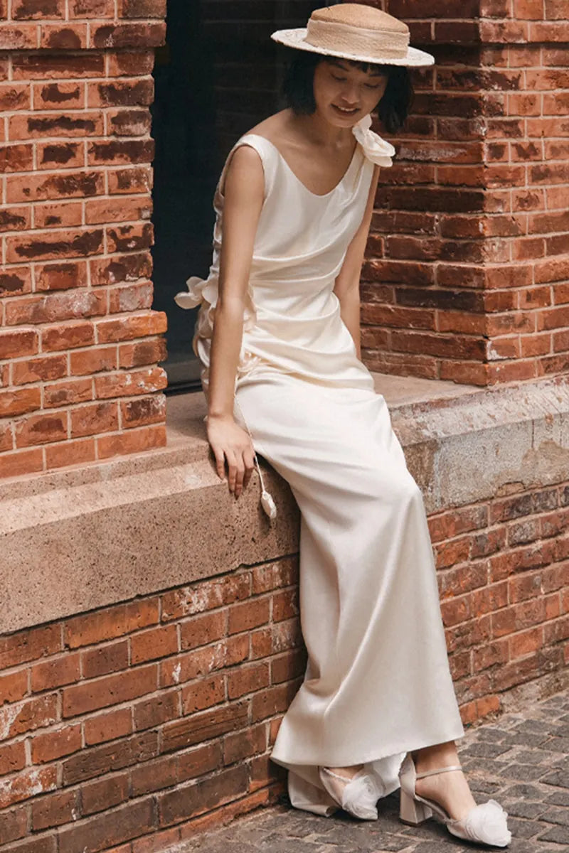 Robe de Mariée Civile en Satin Fluide à Fleurs chic