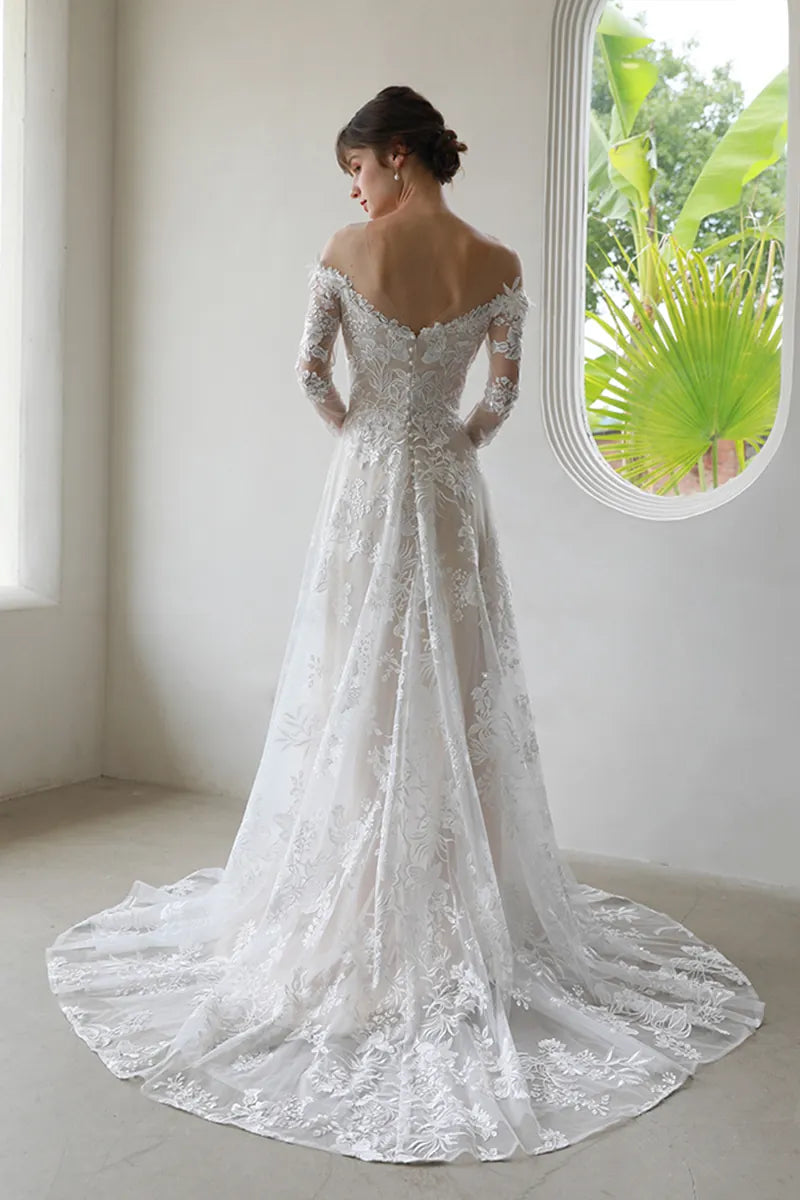 Robe de Mariée Manches Longues Dentelle Col Bateau