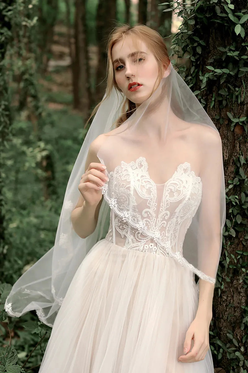 Voile Mariée Dentelle Mi-Long avec Bordure Chic