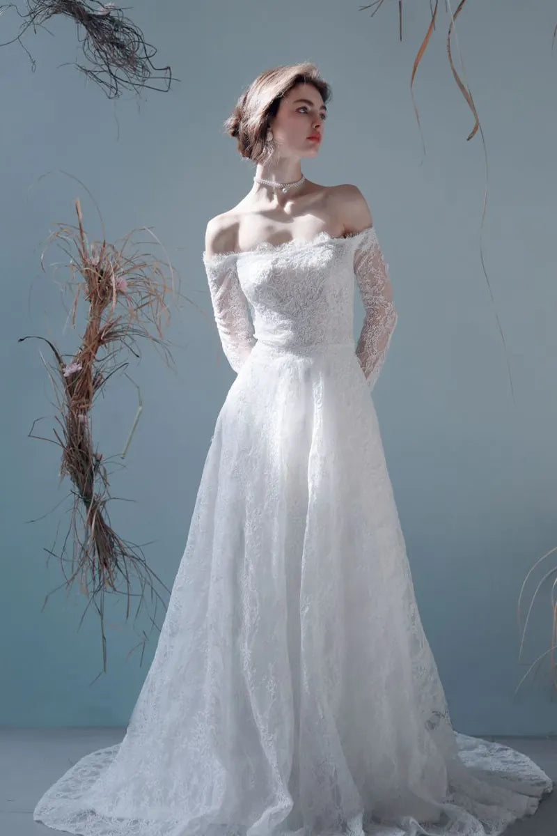 Robe de mariée longue manche bohème en dentelle avec dos nu élégant