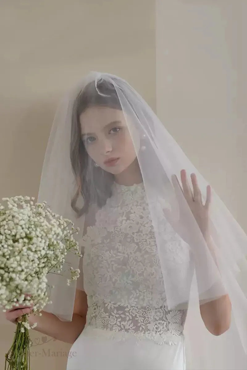 Voile de robe bohème chic col montant en dentelle