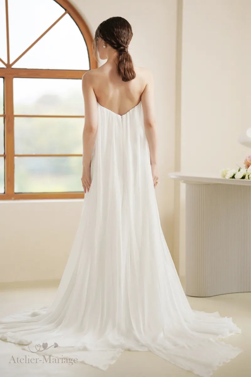 Dos de robe de mariée bohème fluide en mousseline élégante