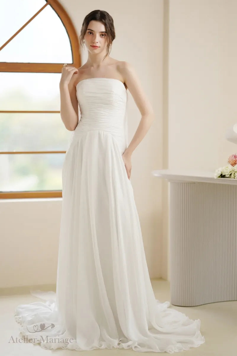 Robe de mariée bohème fluide en mousseline élégante avec charme