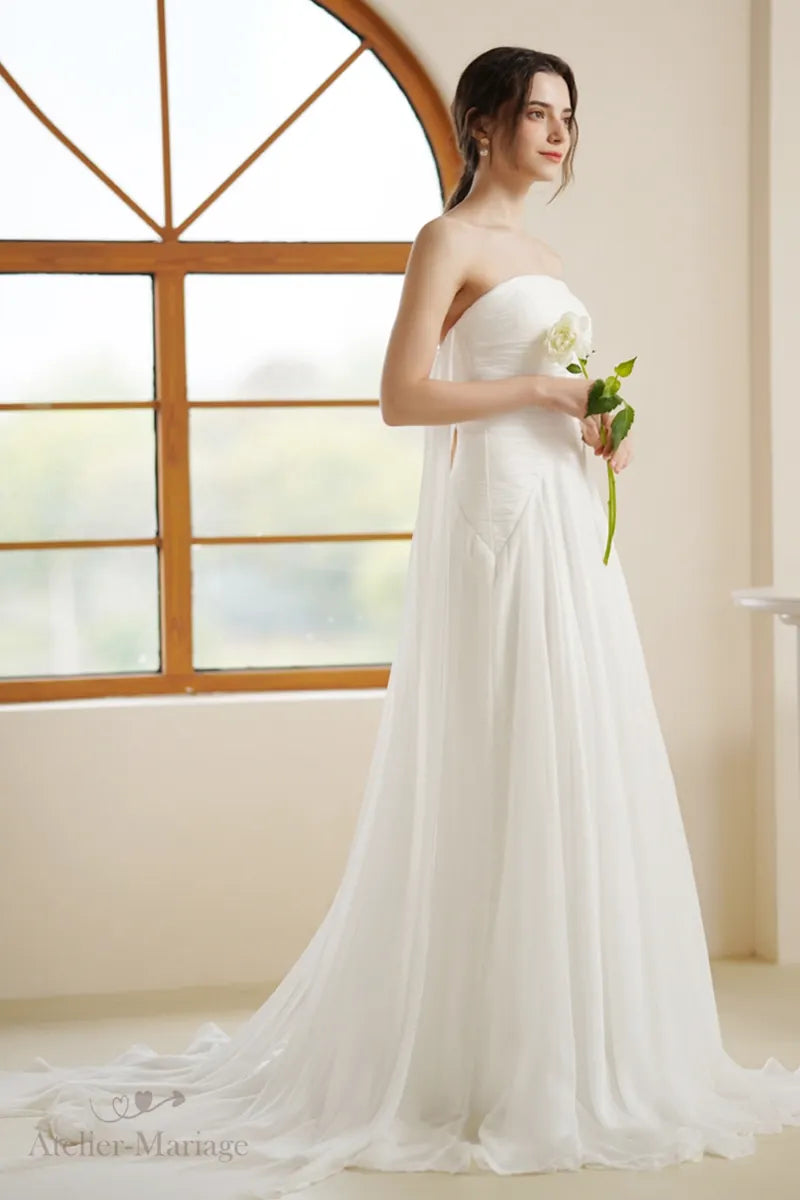 Profil de robe de mariée bohème fluide en mousseline élégante