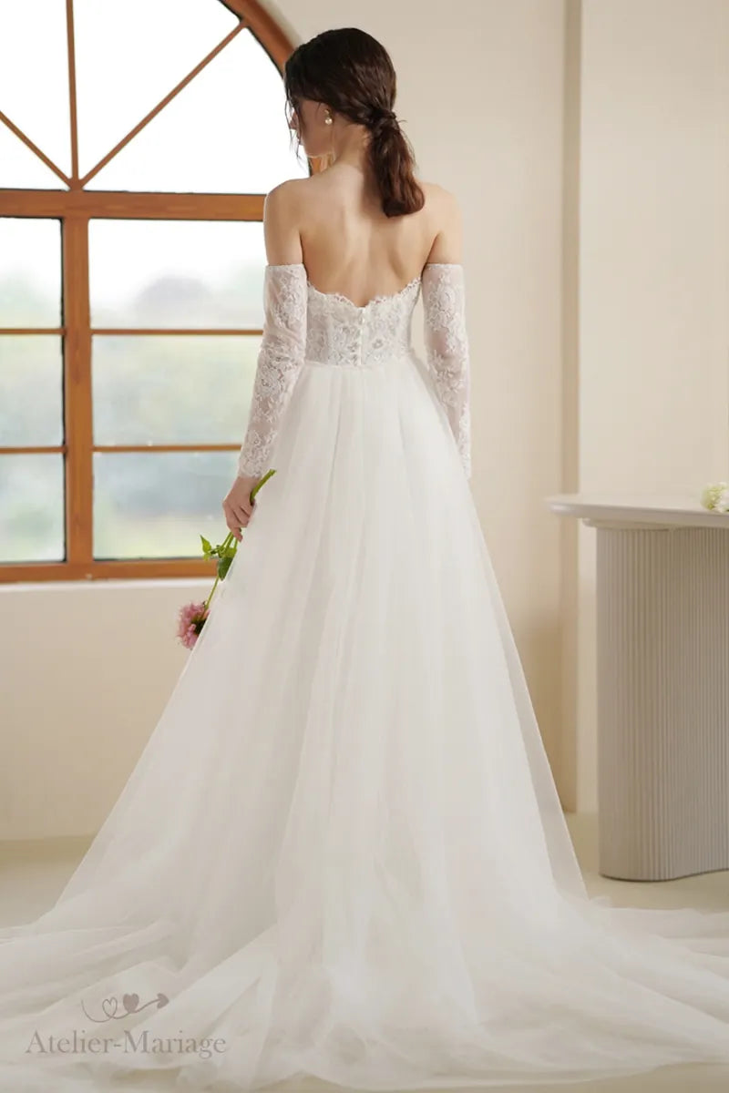 Profil arrière de robe de mariée manche longue bohème champêtre