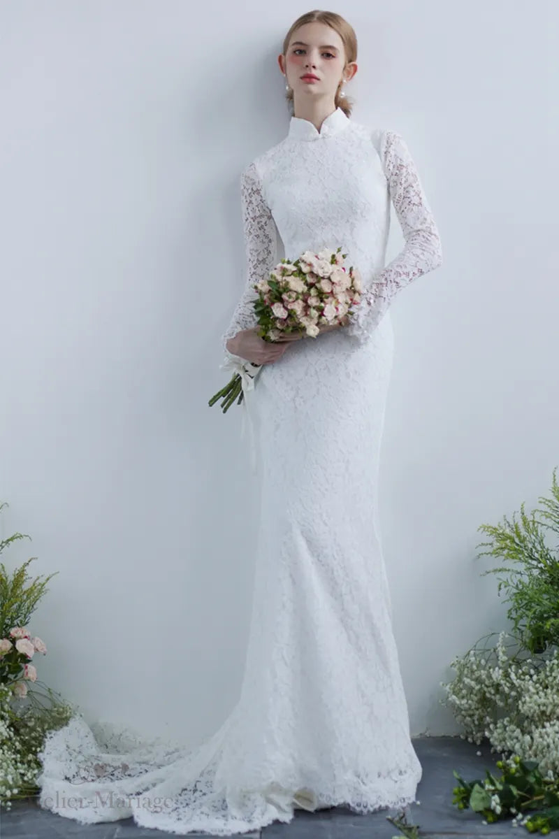 Mariée portant une robe orientale bohème vintage avec allure divine