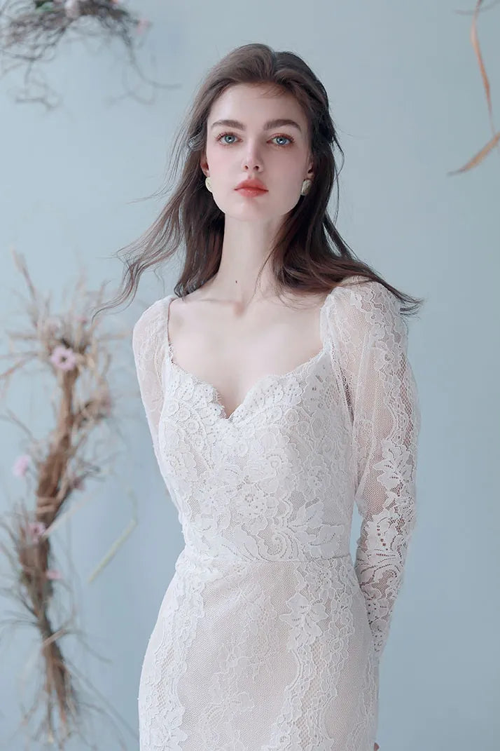 Robe mariée bohème dentelle style déesse grecque col V romantique