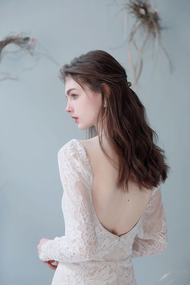 Vue latérale robe mariée sirène dos nu dentelle épaules dénudées profil